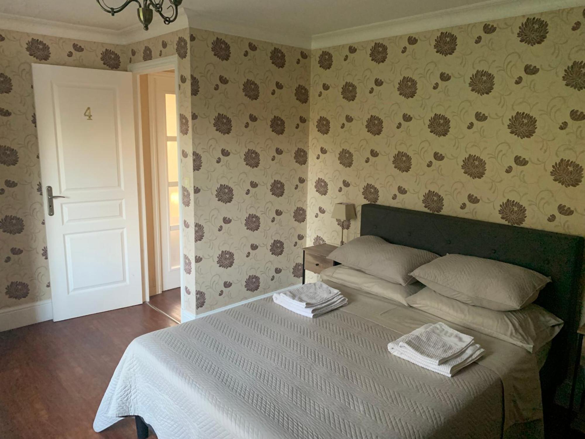 Le Pontet Bed & Breakfast Miramont-de-Guyenne Exterior foto
