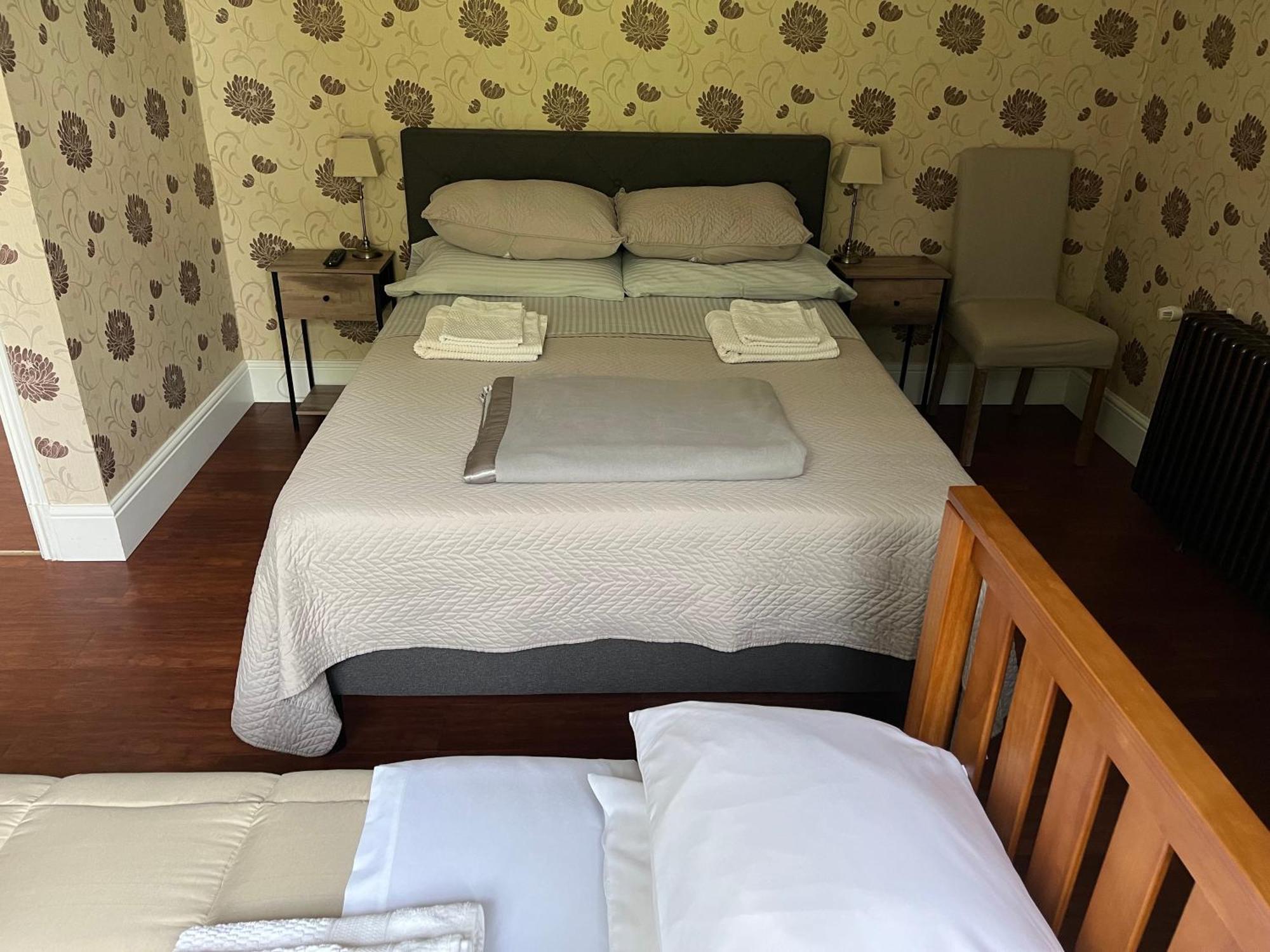 Le Pontet Bed & Breakfast Miramont-de-Guyenne Exterior foto