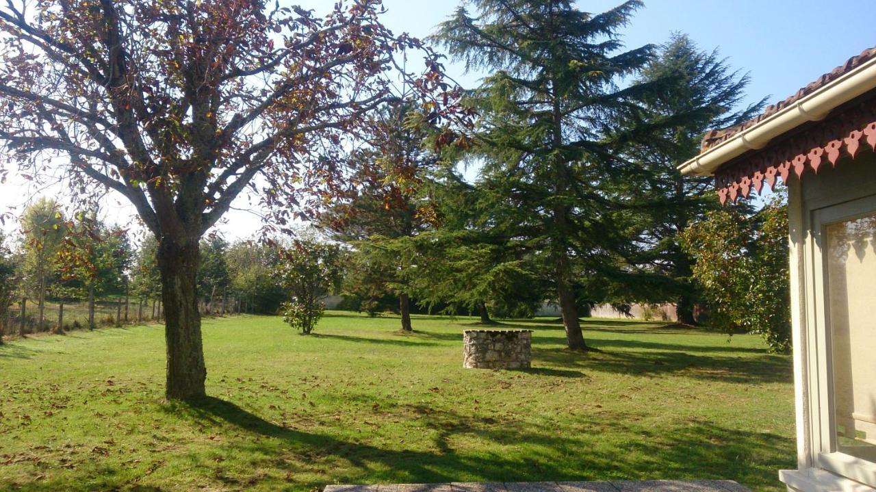 Le Pontet Bed & Breakfast Miramont-de-Guyenne Exterior foto